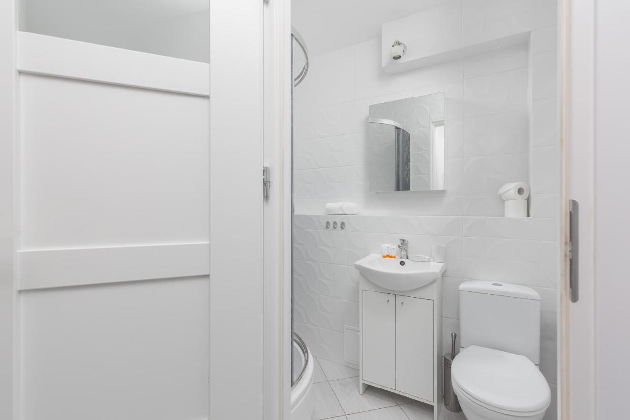 Apartaments Solec 79 By Noclegi Renters Varsovie Extérieur photo